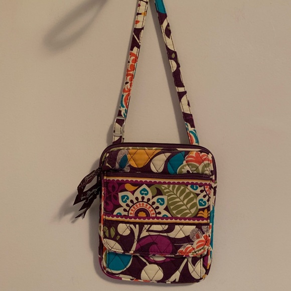 Vera Bradley crossbody - Picture 2 of 13